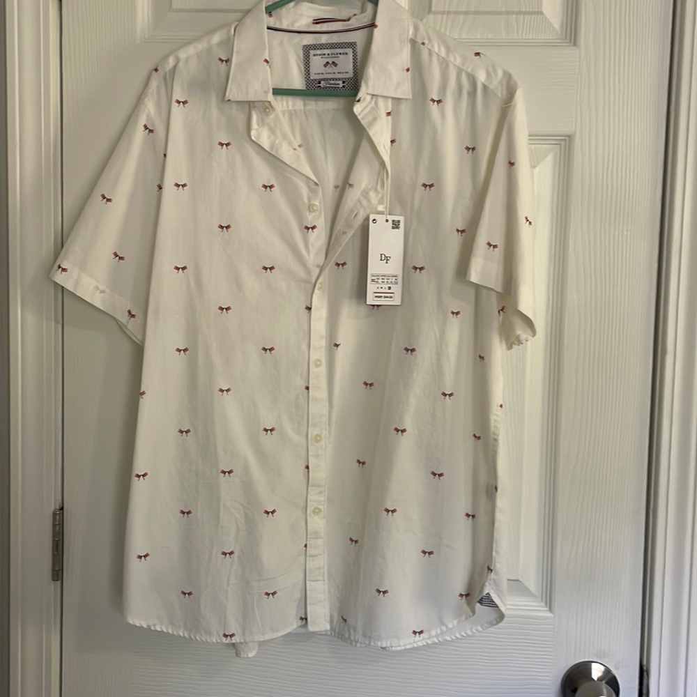 NWT Short sleeve button down with American flag detail